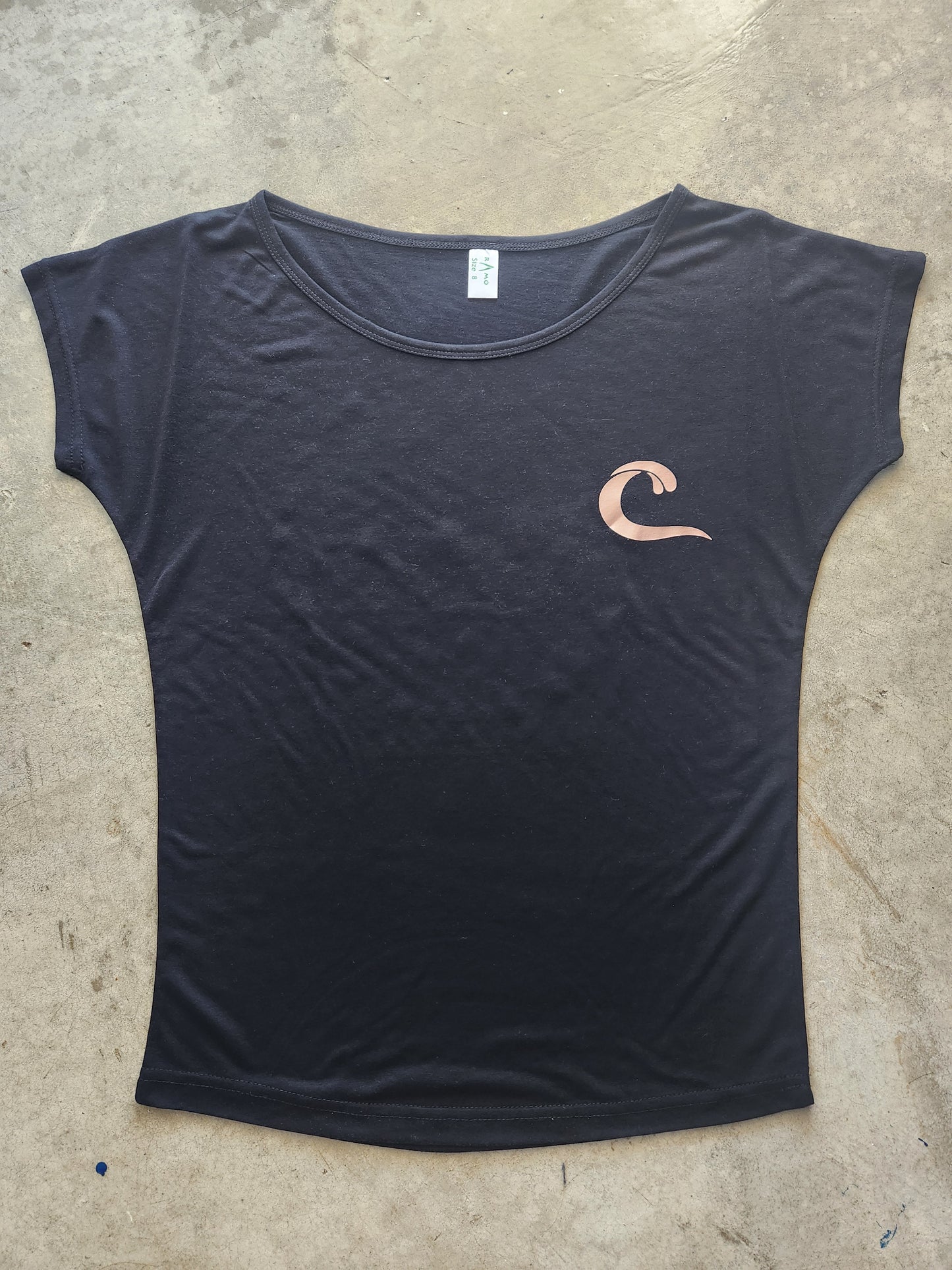 WOMEN'S BATWING TEE