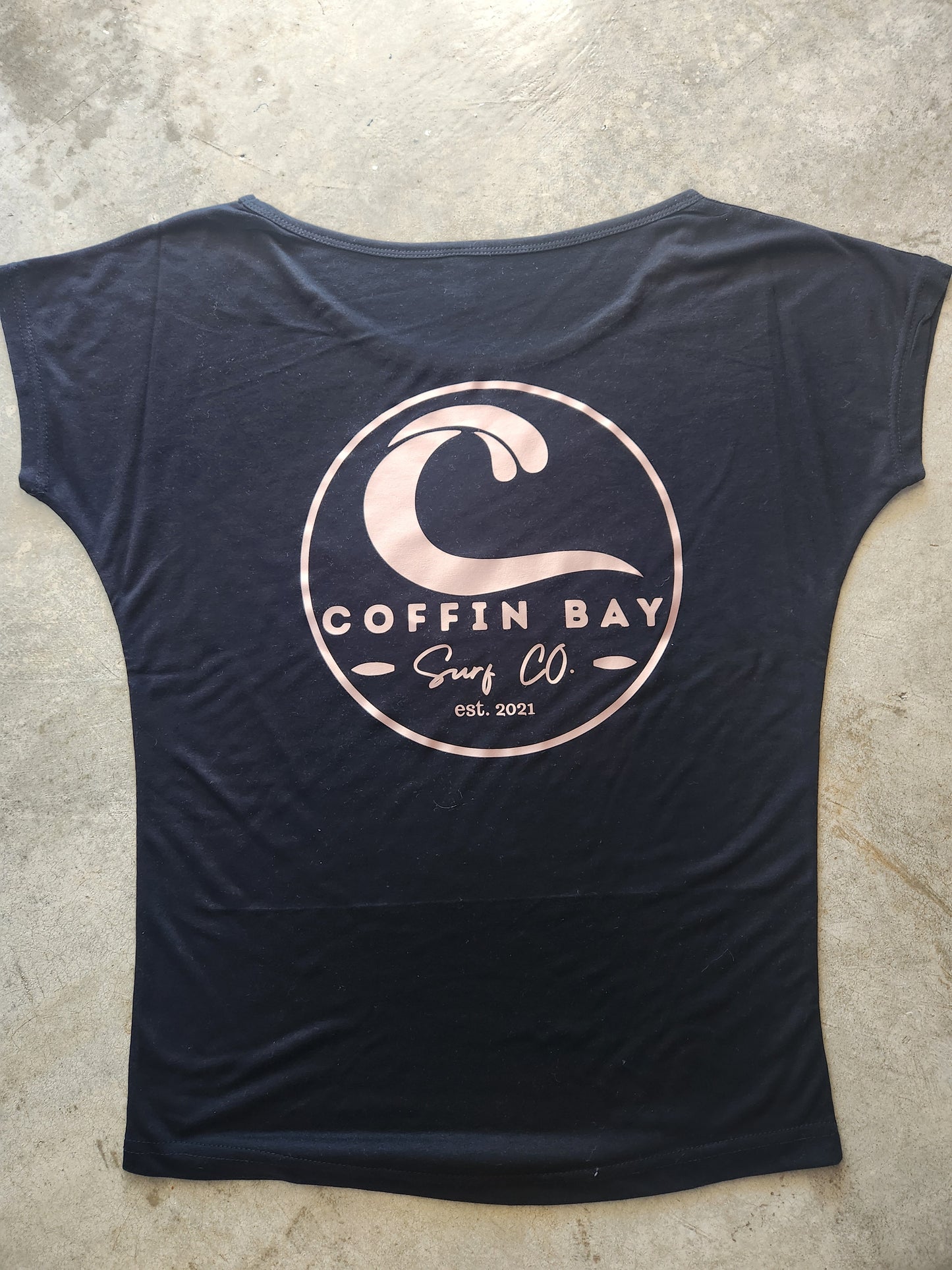 WOMEN'S BATWING TEE