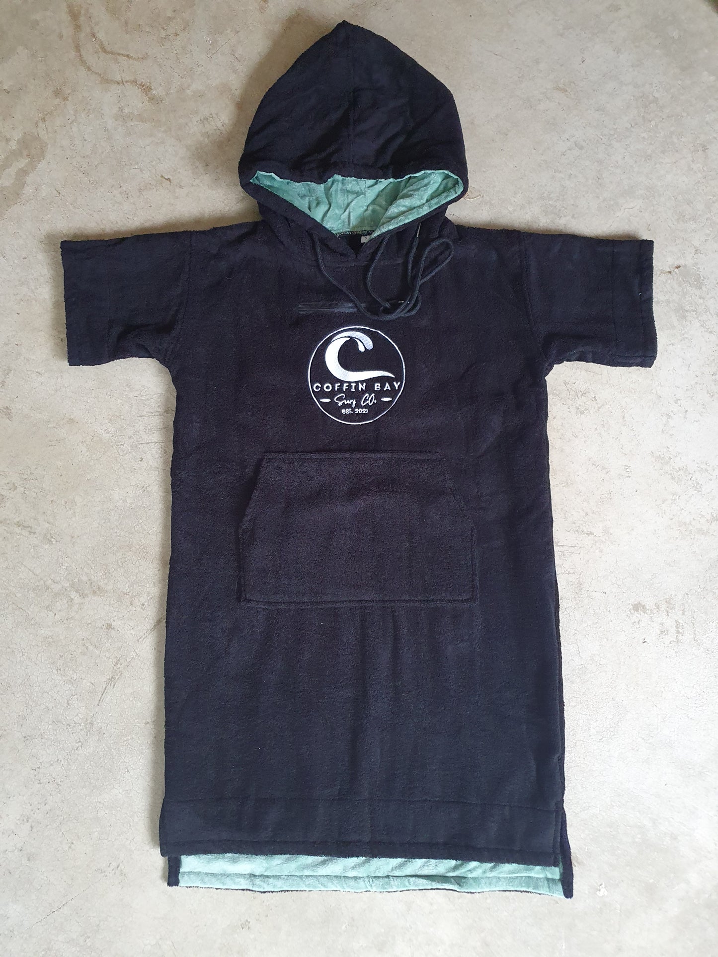 HOODED TOWELS