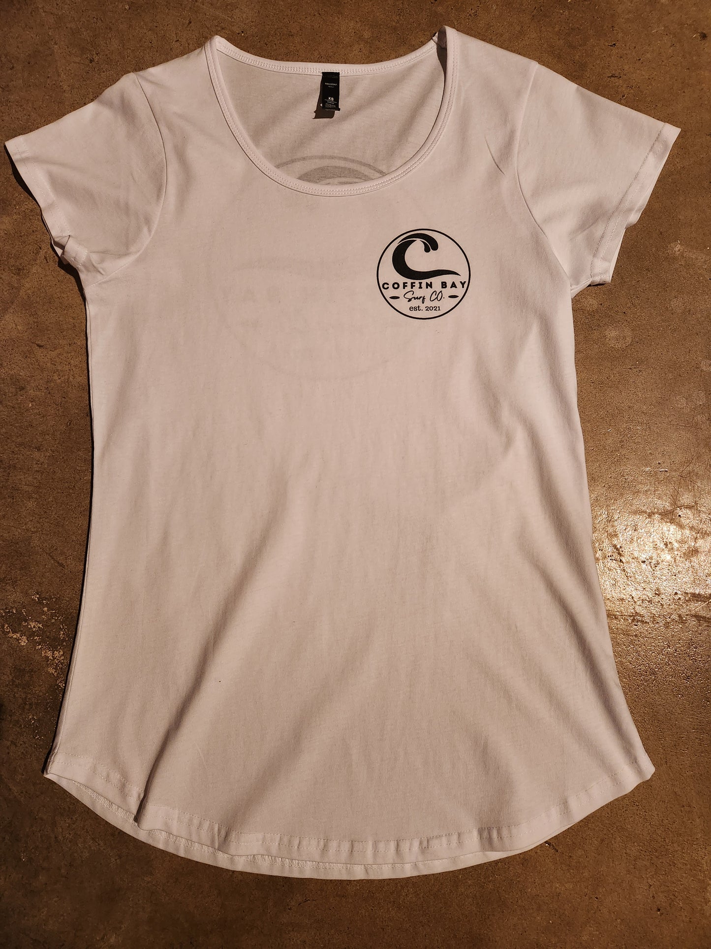 WOMEN'S TEES